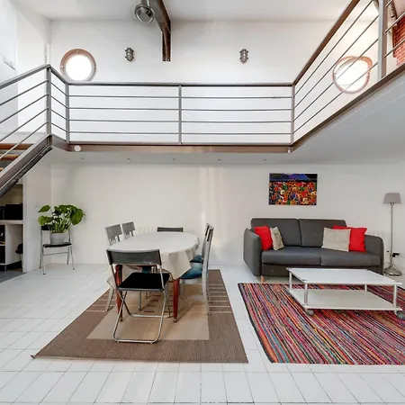 Апартаменты Large Luxury Loft For 6 People By Weekome *