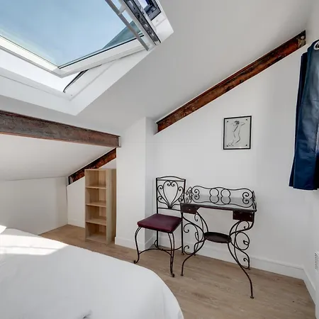 Large Luxury Loft For 6 People By Weekome * Paris